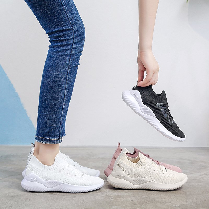 2021 spring new sports shoes women's breathable flying woven women's shoes student casual running shoes